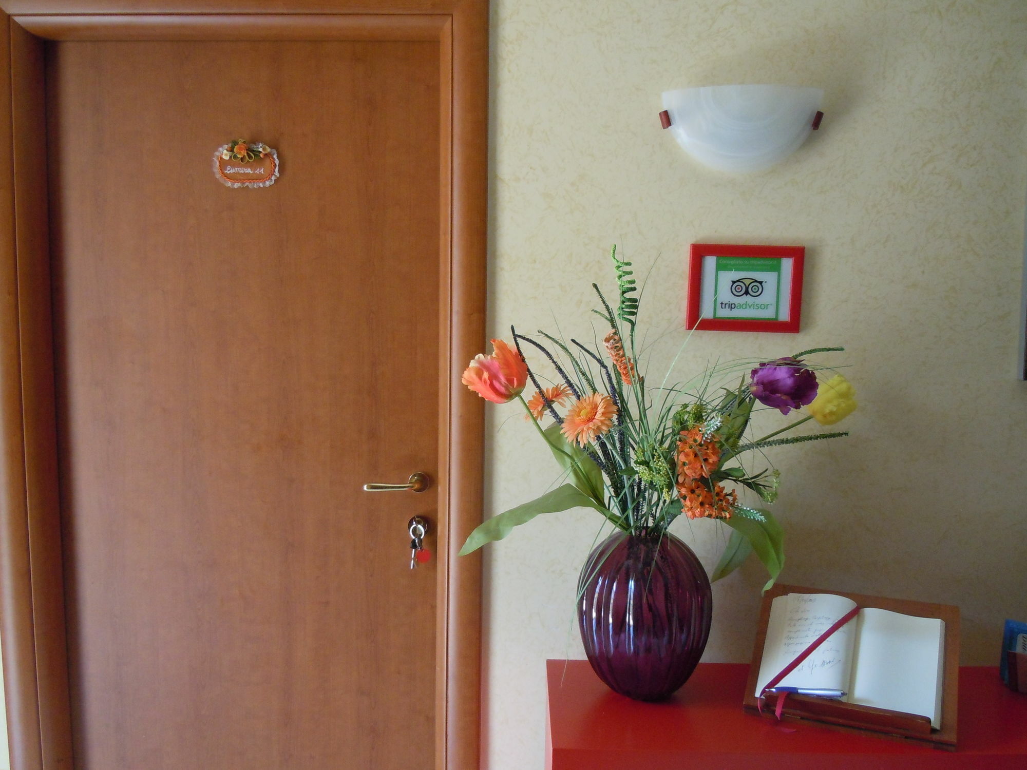 Nataly'S House Bed&Breakfast Ла-Массимина-Касал-Лумброзо Экстерьер фото